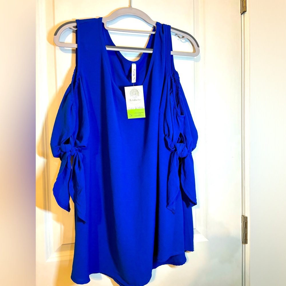 NWT, Boutique Cold Shoulder Royal Blue blouse 3X plus size